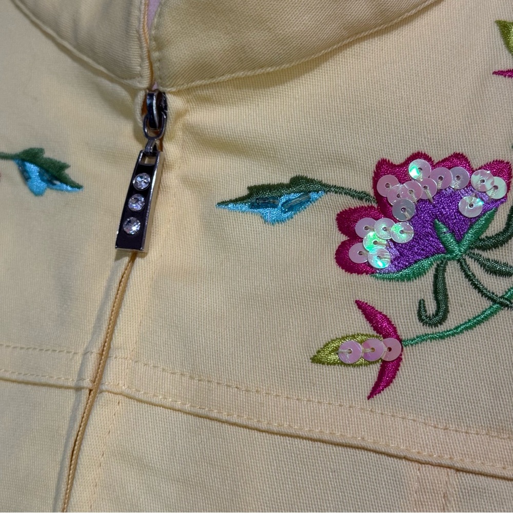 Quacker Factory Embroidered Yellow Floral Zip-Front Jacket Size L - Picture 3 of 11